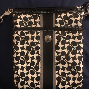 Beautiful leather coach crossbody bag!